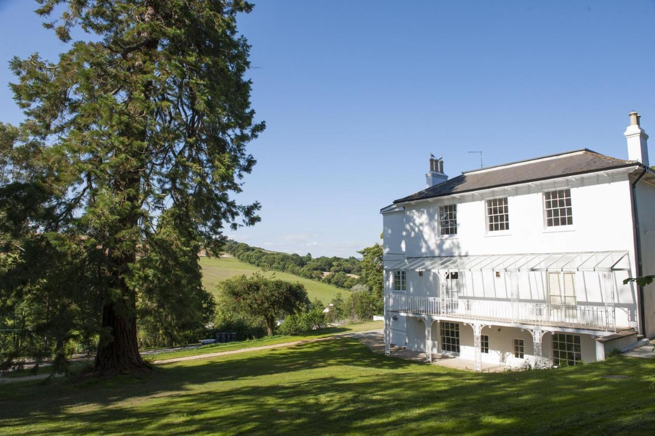The Westgate Villa Charmouth Bagian luar foto