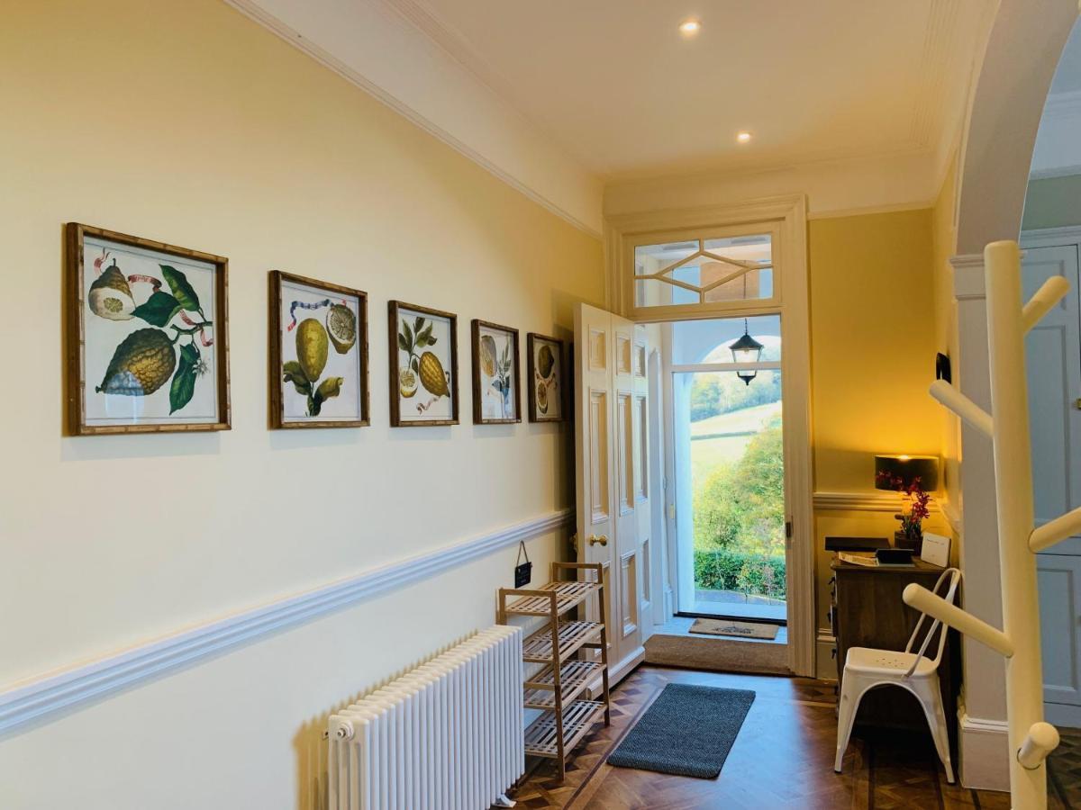 The Westgate Villa Charmouth Bagian luar foto